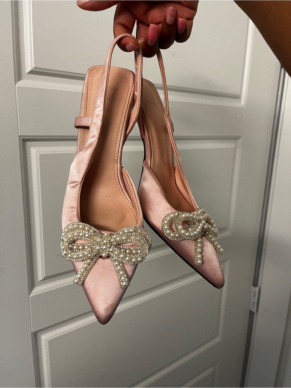 Elegant Pink Satin Slingback Heels with Pearl Bow